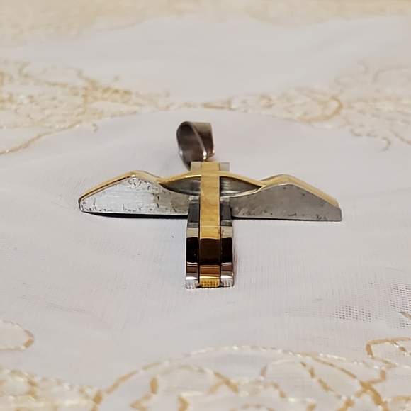 Stainless Steel Cross Pendant - Picture 9 of 9